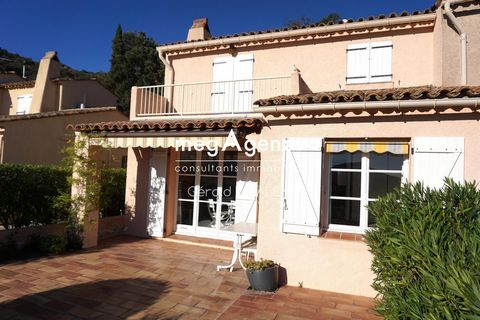 Located in the town of Plan de la Tour, a few kilometers from Sainte Maxime and close to the village center, this hamlet house will offer you a calm and wooded environment, just a few minutes from the Gulf of Saint-Tropez. It is located in a secure r...