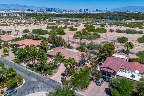 ** EQUESTRIAN COMMUNITY IN LAS VEGAS ** BRING YOUR HORSE LOVERS & FOLKS WHO ENDEAR CLASS & PRIVACY * ABSOLUTE DIAMOND OF A COMMUNITY, AND ENTERTAINER’S HOME, CONVENIENTLY LOCATED TO THE STRIP, AIRPORT, SHOPPING, ETC. * LONG CIRCULAR DRIVE * GAURD GAT...