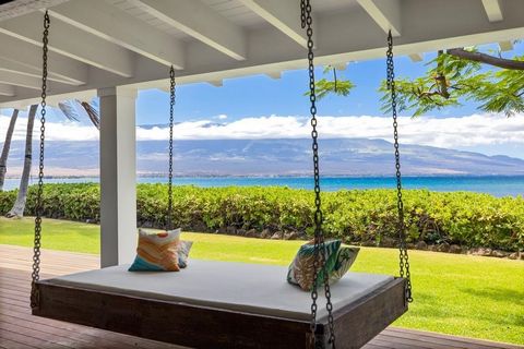 An exceptional opportunity to own a private, pastoral gated oceanfront estate with 127 feet of lineal ocean frontage on a lot just under one-acre in size with close proximity to Haycrafts Beach Park in Maalaea. Set amidst tropical landscaping, both t...