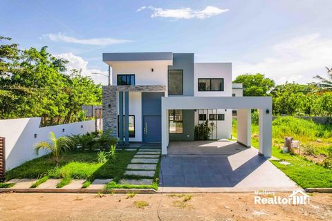 Copy the links below to: View the property on our website, realtordr.com ➡https://realtordr.com/property/rdr-54275/ Visit the profile of the listing agent, Elena Gorodazheva ➡https://realtordr.com/agent/elena-gorodazheva/   Welcome to Your Dream Home...