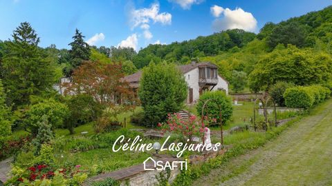 Située à Sainte Livrade sur Lot, découvrez cette maison en pierre authentique nichée dans un écrin de verdure, offrant un cadre de vie paisible et naturel. À seulement 15 minutes de Villeneuve sur Lot, 30 minutes d'Agen et de l'autoroute, elle allie ...