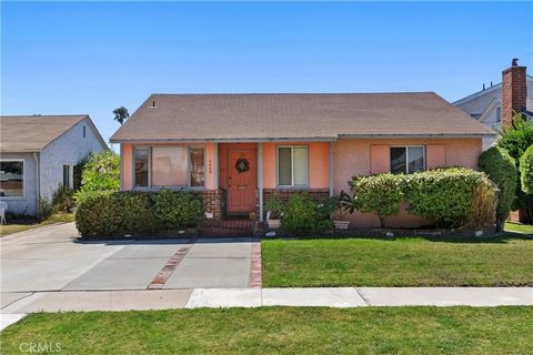 For the first time since 1976, this delightful 3-bedroom, 2-bathroom home at 3848 W 157th Street in the sought-after El Camino Village is on the market! Nestled in a wonderful neighborhood, this property is perfect for developers, remodel experts, so...