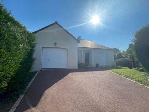 SOLE AGENT - Saint-Nazaire - Immaculate - A stone's throw from the Bois Joalland , in absolute calm, in a real green setting of about 650 m², close to all amenities and means of transport, house of excellent quality, not semi-detached from 2011 on on...