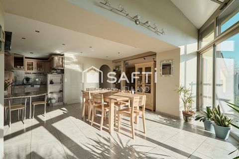 Maison avec grand terrain, idéalement située entre Vitré et Balazé