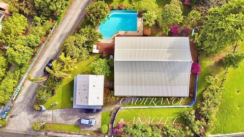 ??COUP DE CUR?? À vendre Villa contemporaine avec piscine à débordement, vue mer et dépendance locative 97222 CASE-PILOTE