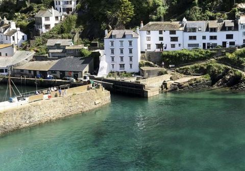 ISLAND HOUSE & ISLAND COTTAGE GUIDE PRICE: £700,000-£800,000 A STUNNING AND VERSATILE DETACHED 3 BEDROOM CHARACTER HOME WITH A FULLY SELF-CONTAINED 1 BEDROOM ANNEX, SET IN A TRULY EXCEPTIONAL COASTAL POSITION DIRECTLY ON THE WATER’S EDGE, ENJOYING PA...