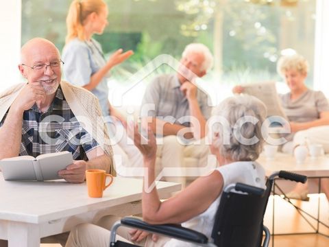 Local/bureau à vendre à TOURNUS (71) - Maison Partagée pour Seniors ou Intergénérationnelle - Avec restaurant