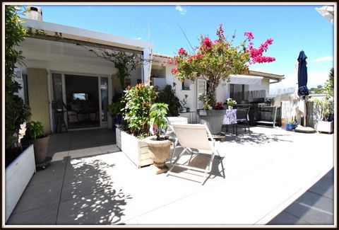Cannes la Bocca Villa sur toit avec vaste terrasse quartier du Bosquet