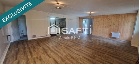 Local commercial de 100m2 avec des bureaux et des annexes