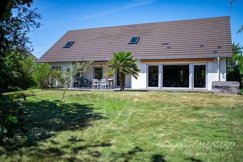 MAISON 8 PIÈCES DE 230 M2 HABITABLES - TERRAIN 1250 M2
