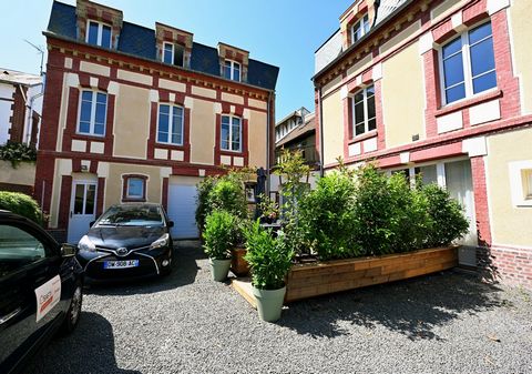 App RDC 105m²- terrasse - Pkg - Plage-Centre 3' à pied