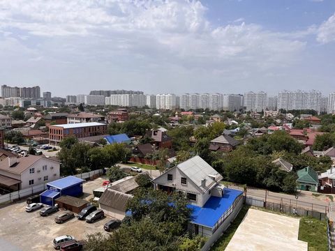 На длительный срок сдается уютная 1-комнатная квартира с мебелью и техникой от собственника. Просторная комната с двуспальной кроватью и рабочей зоной. Кухня с раскладным диваном - можно использовать как дополнительное спальное место. Квартира светла...