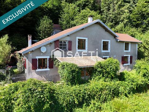 Maison avec deux gîtes sur 2 hectares de terrain