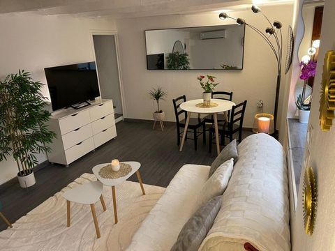 Maison de village entièrement rénovée de 95m² avec combles aménageable de 40m² et petit extérieur