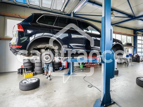 a Vendre GARAGE automobile et vente véhicule sur axe trés passant proche de BOURGOIN JALLIEU (38)