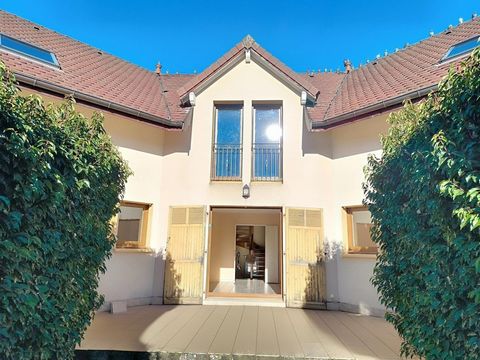 Appartement triplex avec jardin