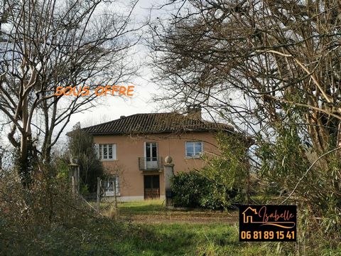 Maison ancienne avec piscine couverte, 5 chambres avec gros potentiel sur terrain 5ha et de nombreuses dépendances