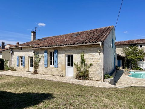 Charmante maison Charentaise en pierre avec piscine