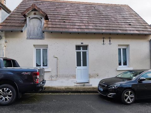 Valençay – Maison de plain-pied avec cour sans vis-à-vis et espace à aménager