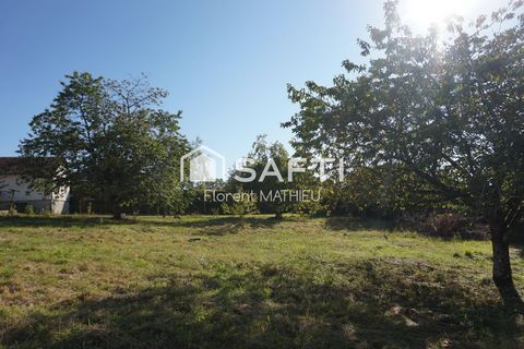 Maison de 85m² à rénover sur un terrain constructible de 1700m².