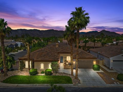 Welcome to this beautiful residence within the exclusive gated enclave of Renaissance in South La Quinta—an exceptional offering tailored to those who value privacy, space, and timeless design. Set upon a desirable corner lot on a quiet cul-de-sac, t...