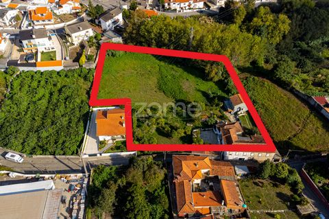 Property ID: ZMPT552507 Total land area: 4,900m2 Total construction area 5,600m2 30 autonomous fractions and 5 commercial spaces with volume of 16,000m3 Urban and Rustic land with PIP approved for construction of 30 autonomous fractions and 5 commerc...