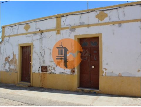 House / Warehouse with possibility of expansion of a 2 nd floor and change of use for housing with total aerial land of 128 m2 , 81 m 2 of covered aerial and 47 m2 of aerial discovery. The real estate House houses of the Sotavento was founded in 2000...
