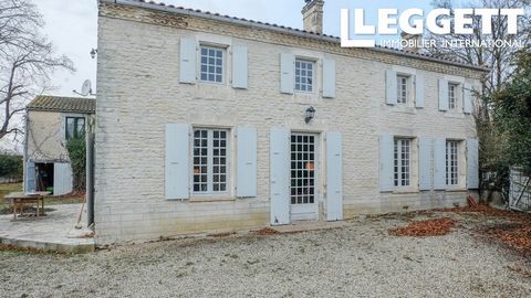 83688DC17 - Great opportunity to purchase two stone houses in the beautiful Charente coutryside. . . . Information about risks to which this property is exposed is available on the Géorisques website : https:// ...