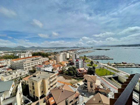 For those who want to live in the heart of the city, the apartment on the twelfth floor, on the Olbia seafront, with a 360° view of the entire Gulf, is ideal. The property is currently used as an office and has a large meeting room which could become...