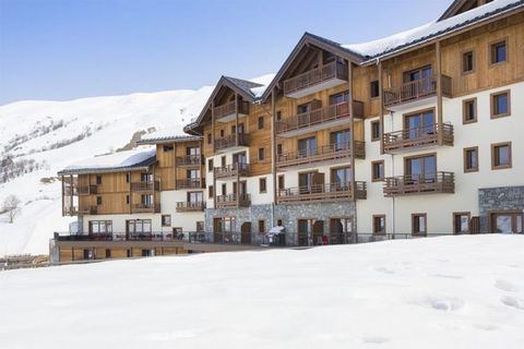 Résidence Club MMV Le Coeur des Loges, gelegen aan de ingang van Les Menuires, heet u welkom in het grootste skigebied ter wereld. Deze neo-Savoyaardse woning is bedekt met hout en steen en biedt uitzicht op een adembenemend landschap. De appartement...