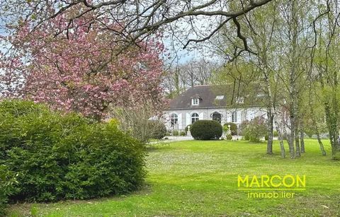 MARCON IMMOBILIER - CREUSE EN LIMOUSIN - REF 87943 - LA SOUTERRAINE SECTOR - MARCON Immobilier offers you this prestigious property located at the gates of the city. Benefiting from a quality renovation and favoring old noble materials, this house of...