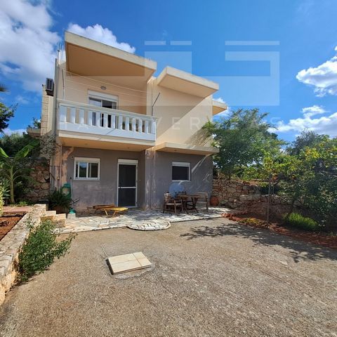 Cette belle villa à vendre à Chania Crète, est situé dans la campagne de la péninsule d’Akrotiri, près du grand village de Kounoupidiana. La villa se trouve sur un terrain de 3000m2 et dispose d’une surface habitable de 270m2, avec 3 chambres et 2 sa...