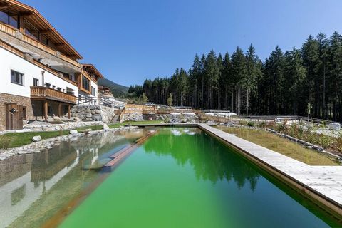 In a very special location, south-west of the famous Neukirchen am Großvenediger, surrounded by fresh mountain air, green meadows and beautiful snowy white slopes, this beautiful, luxurious chalet is built on the sunny slope of the Rossberg. The beau...