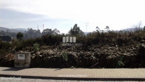 Lot Sale, Subportela, Viana do Castelo Lot with 754m² of area and excellent sun exposure. Situated in a quiet place with great access. Ref.:VCC08179 ENTREPORTAS Founded in 2004, the ENTREPORTAS group with more than 15 years, is a leader in real estat...