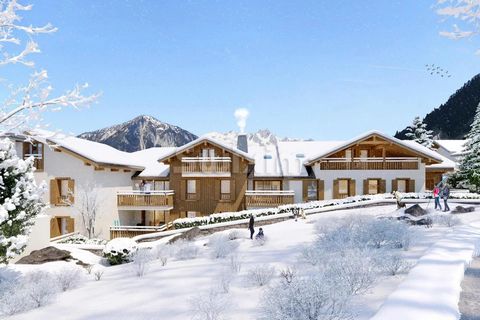 Ref: 65127A11. In Champagny-en-Vanoise, east-facing one-bedroom apartment with a balcony of around 16 m². A car park and two ski lockers complete this property. Condominium of 16 apartments perfectly located: Paradiski gondola 7 min walk, shuttle 100...