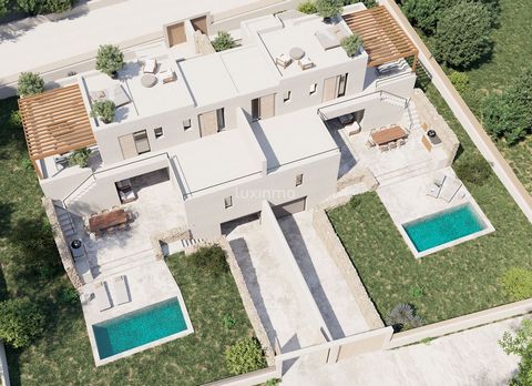 Modern semi-detached house with private swimming pool, located in a quiet and residential area, 400 meters from the beach. The construction of this beautiful project started in October 2023 and is expected to take 18-24 months. Once completed, you ca...