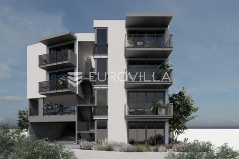 Primošten, project of a new construction of an urban building with a swimming pool, a two-room apartment on the third floor of 60.3 m2 with an attached parking space. It consists of: a comfortable open-plan living room with a kitchen and dining room,...