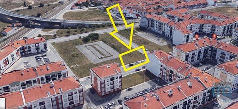 Setúbal - Moita - Alhos Vedros - Vila Rosa Vila Rosa, Lote de gaveto entre Rua Miguel Torga, e Rua Parque dos Pinheirinho, Lote de 221 m2 Terreno em gaveto para construção urbana. Insere-se em zona consolidada com boa perspectiva de crescimento, bene...