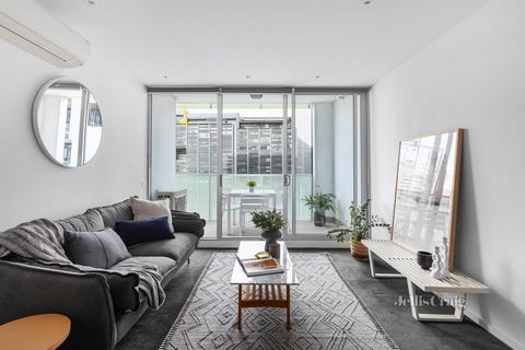 Delightfully quiet while central to countless attractions, this smartly stylish prize delivers bright and refined easy living with ideal suitability for starters, downsizers, and investors alike. The home’s appeal augmented by heating/cooling, a Euro...