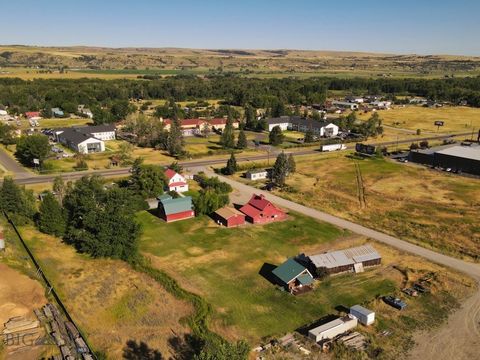 This property is a great commercial location, being right in the heart of the historic town of Gallatin Gateway, Montana. As the growth of Bozeman moves to the south towards Big Sky, this location will be prime property for whatever business one desi...