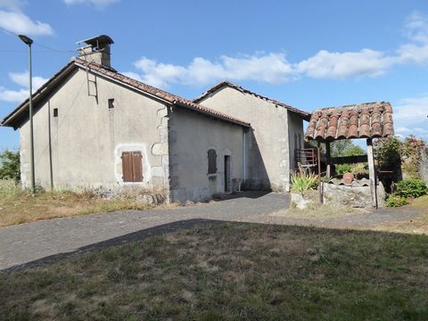 Authentic farmhouse to renovate - Your haven of peace in the countryside! Come and discover this magnificent farmhouse, located in a calm and green environment, on a flat plot of 3410m². This property offers exceptional potential for lovers of nature...