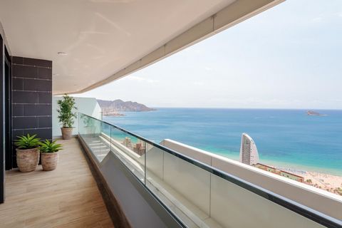 SUPERB APPARTEMENT 3 CHAMBRES AU DENIER ÉTAGE AVEC VUE SUR LA MER À BENIDORM.~~~Appartement au dernier étage de 3 chambres et 2 salles de bain de nouvelle construction situé à Benidorm dedans un nouvelle résidence avec vue sur la mer qui comprendra u...