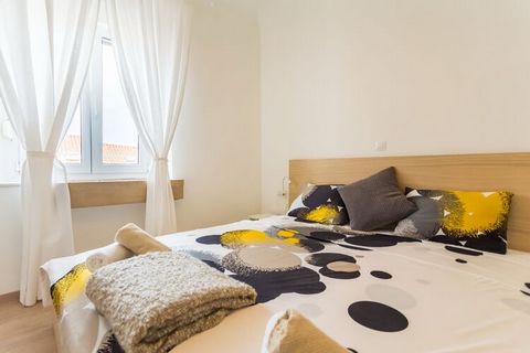 L'Apartment Misko est un hébergement indépendant situé dans la vieille ville de Dubrovnik.Cet appartement dispose d'une entrée privée et est situé à l'étage supérieur. Le salon comprend un coin salon et une télévision par câble à écran plat. La cuisi...