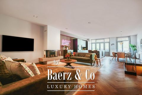 Amstelveenseweg 916A, 1081JN Amsterdam Deze hoogwaardige en stijlvol afgewerkte benedenwoning van ca. 148 m² met souterrain en zonnige tuin is gelegen op een uitstekende locatie aan de Hoornsloot, precies op de grens van de stad en het Amsterdamse Bo...