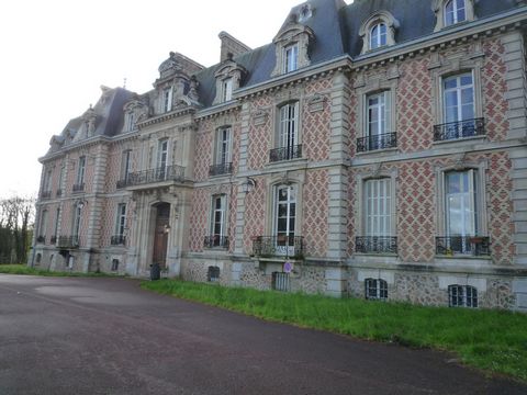 Dpt Seine et Marne (77), La Ferté sous Jouarre à vendre superbe propriété de 80 chambres sur son parc de 14,8 hectares