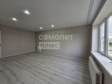 Продается однокомнатная квартира на втором этаже двух этажного кирпичного дома на Центральной усадьбе Сад Гиганта. Квартира с новым ремонтомСотрудничая с нами вы получаете: - Безопасную сделку с профессиональными юристами- Быстрый выход на сделку- Во...