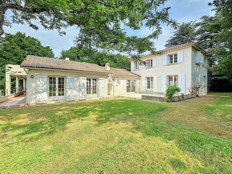 Propriété 6 chambres - Terrain 5400 m²