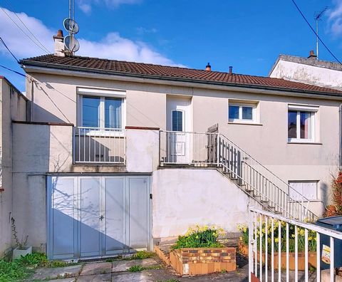 Grande maison située dans quartier calme et bien desservi