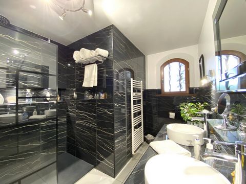 photo no. 12