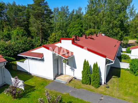 Welcome to visit this beautifully renovated and carefully maintained terraced house in a popular location in Taskila, Oulu! This 52 m² end apartment offers a practical layout with just the right amount of space. The apartment includes a bright living...
